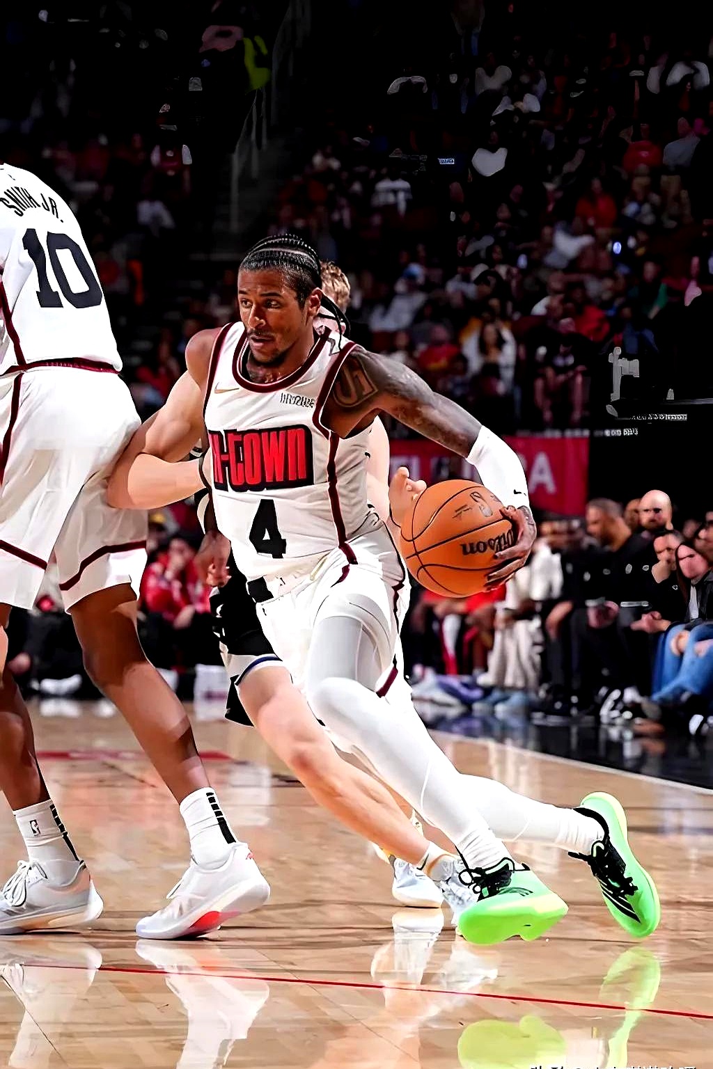 AC Milan Sports-休斯敦火箭迎欧冠关键赛，清晨主帅复盘，更衣室稳定，心理建设被强调(wlk德鲁伊310飞行速度)