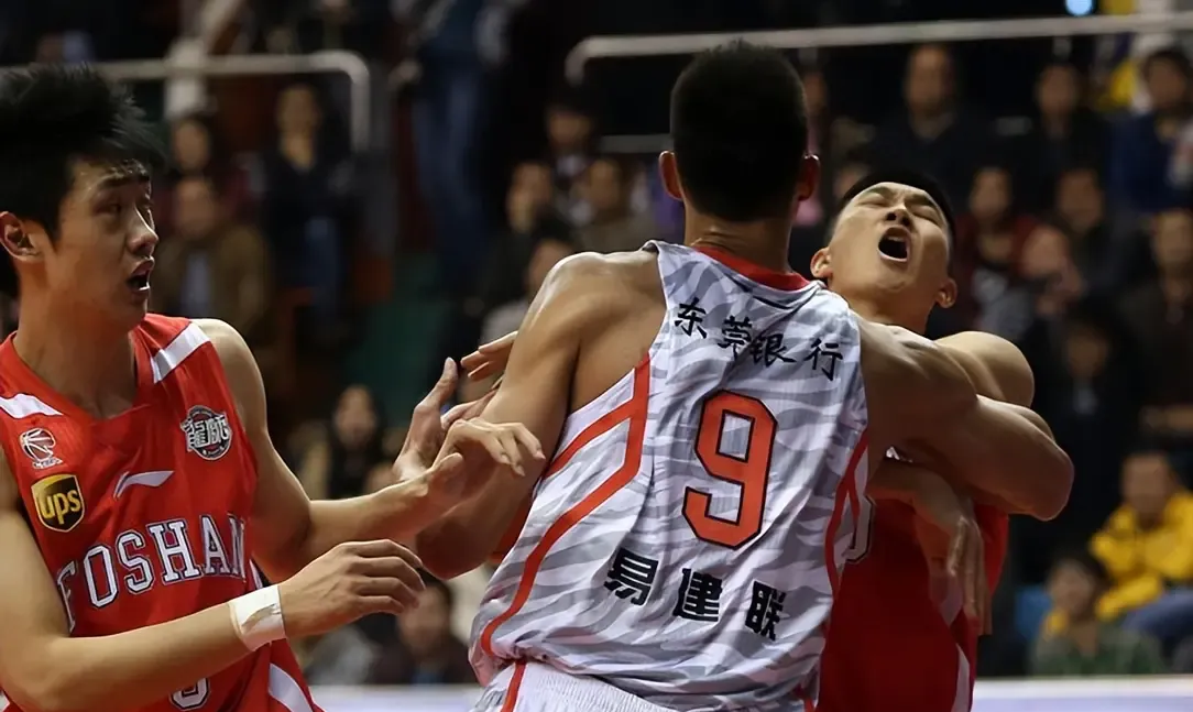 AC Milan Sports-加时末段广东宏远备战欧联，单刀错失细节曝光，目标明确，身体对抗强度拉满(cba广东宏远队最新消息)